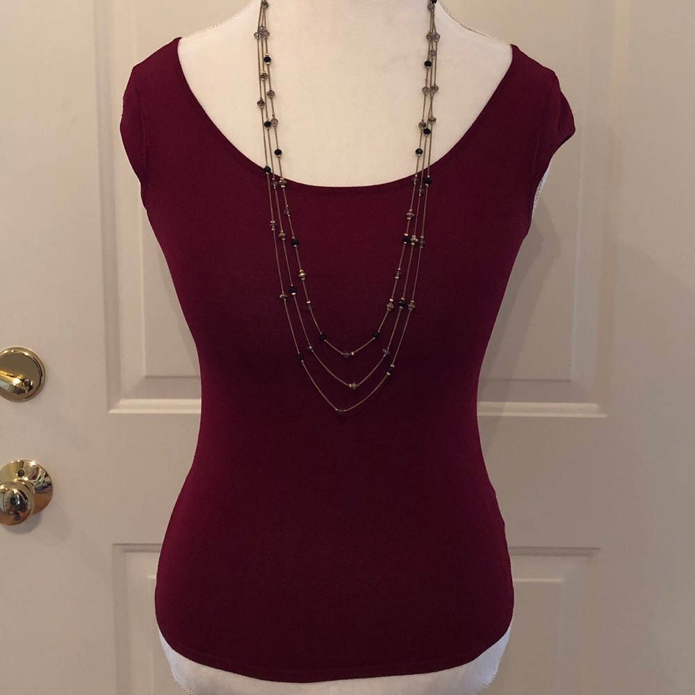 Jones New York red cap sleeve blouse